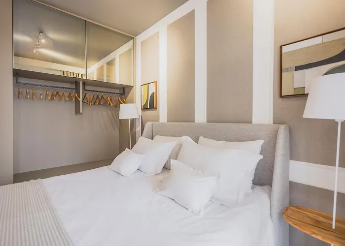 Elegancia E Conforto No Ed Jh Palhano 1303
